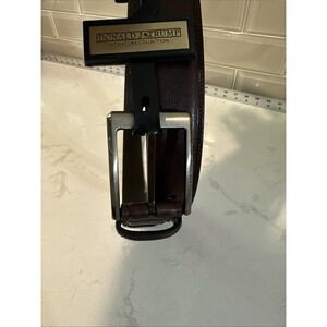 Donald J. Trump Signature Collection NWT Belt - Brown - Size 42 -‎ Leather